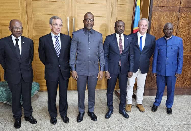 Agression de la RDC : Les députés européens Thierry Mariani et Philippe Olivier dénoncent l’absence des…