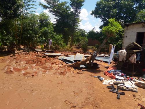 Kinshasa: plusieurs écoles et habitations endommagées à la suite d’une pluie diluvienne.