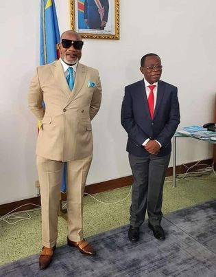 Koffi Olomide lance sa campagne sénatoriale à Gemena, Sud-Ubangi