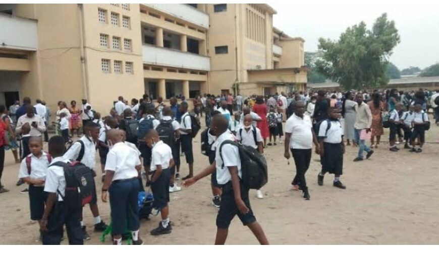 Tragédie à Kinshasa : un élève du collège Boboto se donne la mort